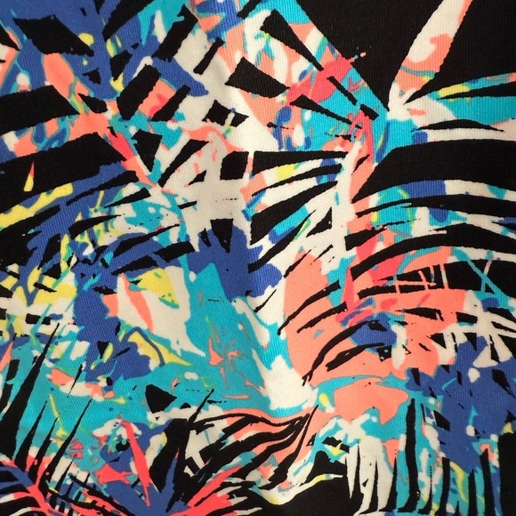 Calvin Klein Performance leggings. Black, white, teal, orange. Size XL Capri - Picture 3 of 7